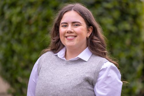 Deryn Walsh's Profile Image